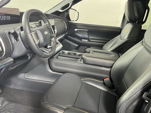 New 2026 Ford Expedition Tremor image 9