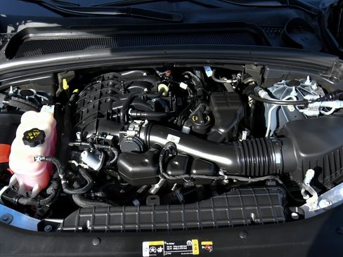 Used 2024 Jeep Grand Cherokee L Limited w/ Luxury Tech Group II image 60