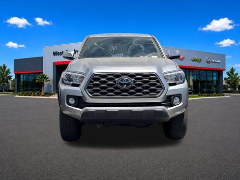 Used 2023 Toyota Tacoma TRD Off-Road AWD/4WD image 2