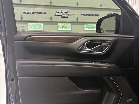 Used 2023 Chevrolet Tahoe High Country w/ LPO, Illumination Package AWD/4WD image 14