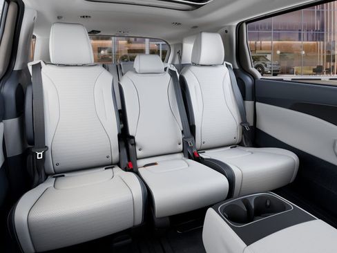 New 2026 Kia Carnival SX Prestige FWD image 16