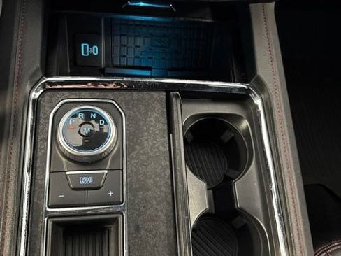 Used 2023 Ford Expedition Limited RWD image 31