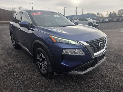 Used 2021 Nissan Rogue SV image 12