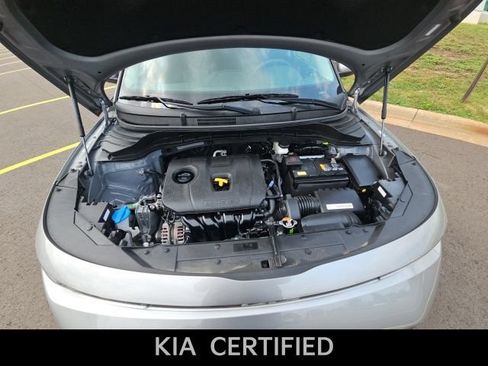 Used 2024 Kia Soul S FWD image 3