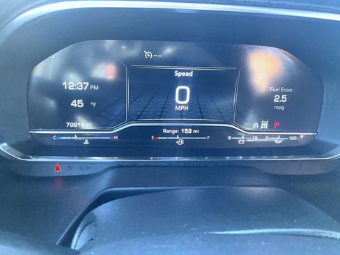 Used 2023 GMC Yukon SLT image 15