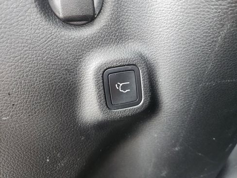 Used 2023 Jeep Compass Limited w/ Elite Group image 16