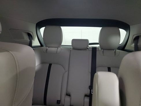 Used 2024 MAZDA CX-90 Plug-In Hybrid w/ Premium Pkg AWD/4WD image 11