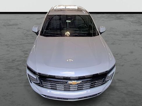 New 2026 Chevrolet Suburban High Country w/ Sun And Tow Package AWD/4WD image 6