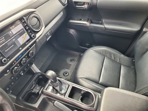 Used 2021 Toyota Tacoma TRD Sport w/ TRD Premium Sport Package image 14