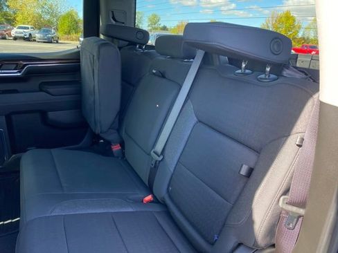 Used 2024 GMC Sierra 1500 Elevation image 18