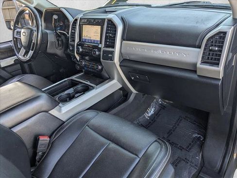 Used 2021 Ford F250 Lariat image 24