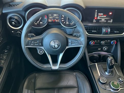 Used 2019 Alfa Romeo Stelvio w/ Nero Edizione RWD image 15