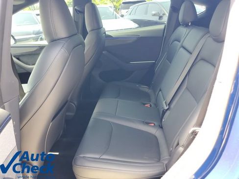 Used 2026 Tesla Model Y 2WD image 11