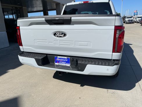 New 2026 Ford F150 XLT w/ XLT Black Appearance Package AWD/4WD image 5