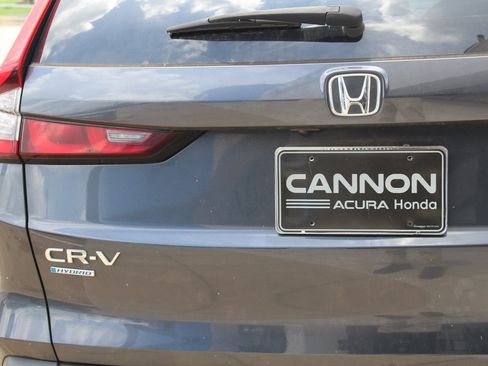 Used 2023 Honda CR-V Sport image 4