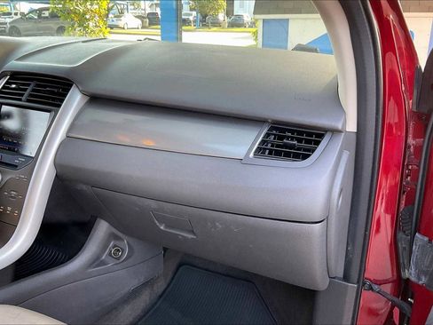 Used 2013 Ford Edge SEL image 18