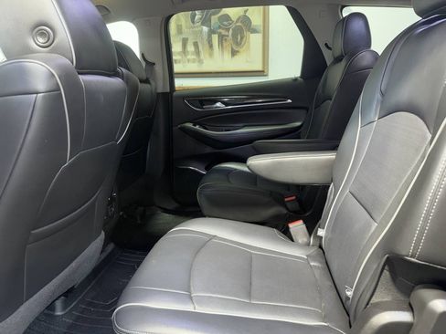 Used 2020 Buick Enclave Avenir FWD image 20