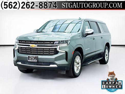 Used 2023 Chevrolet Suburban Premier image 1