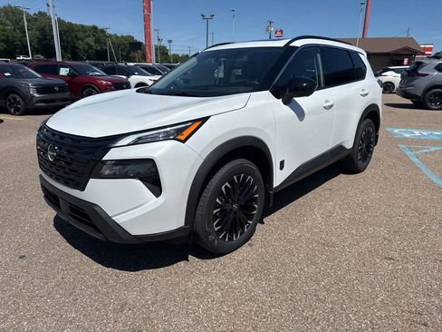 New 2026 Nissan Rogue Dark Armor AWD/4WD image 3