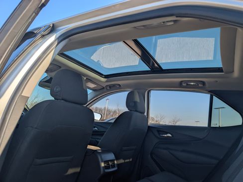 Used 2020 Chevrolet Equinox LT image 31