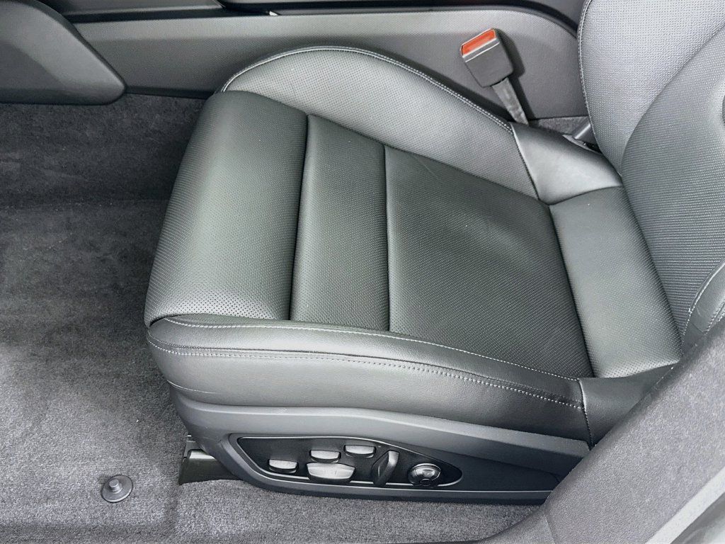Certified 2025 Porsche Taycan RWD image 13
