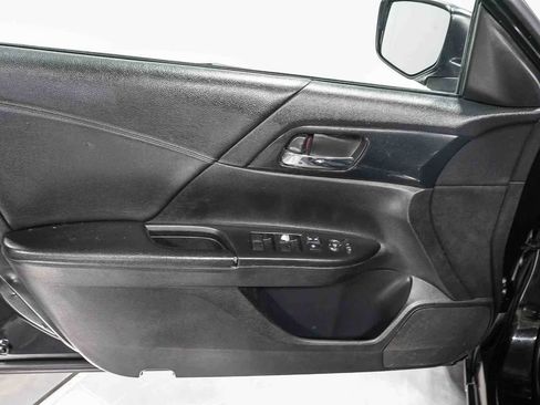 Used 2013 Honda Accord Sport image 21