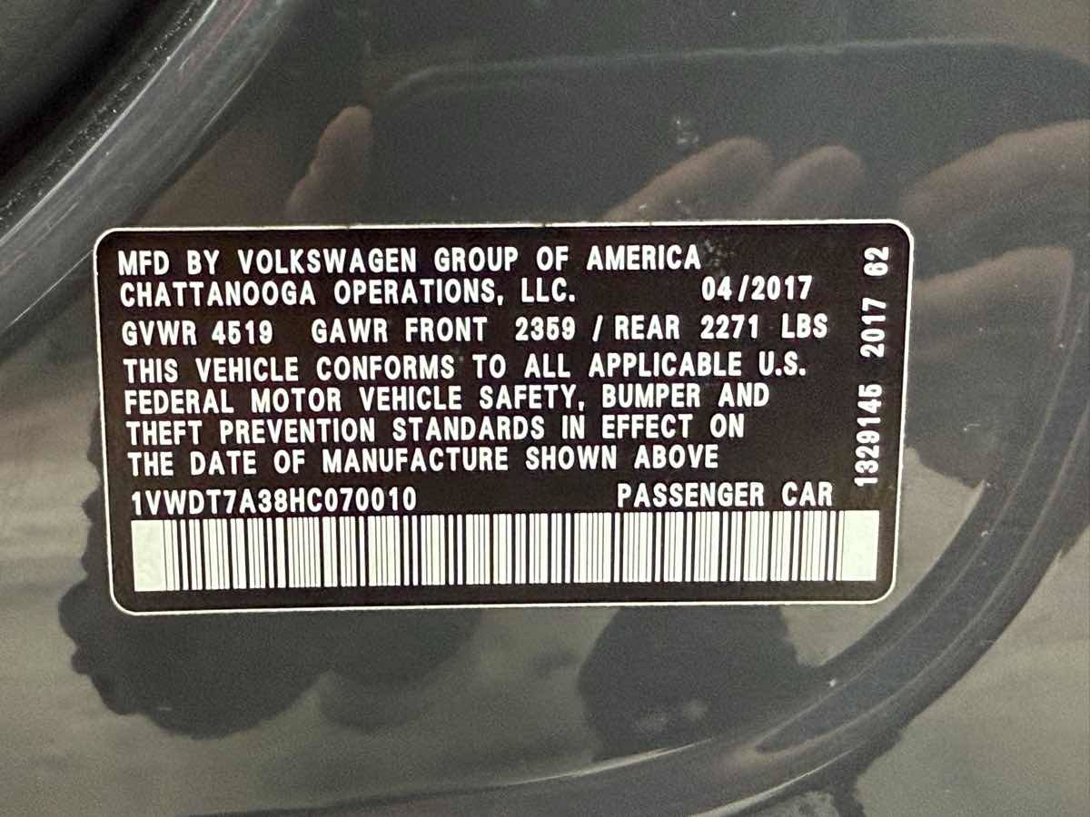 Used 2017 Volkswagen Passat 1.8T R-Line FWD image 38