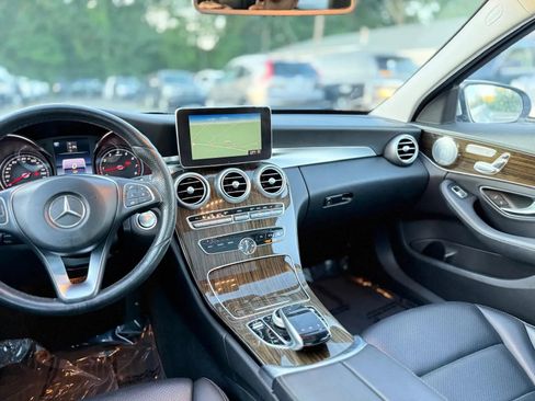 Used 2016 Mercedes-Benz C 300 4MATIC Sedan image 26