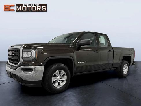 Used 2018 GMC Sierra 1500 4x4 Double Cab image 2