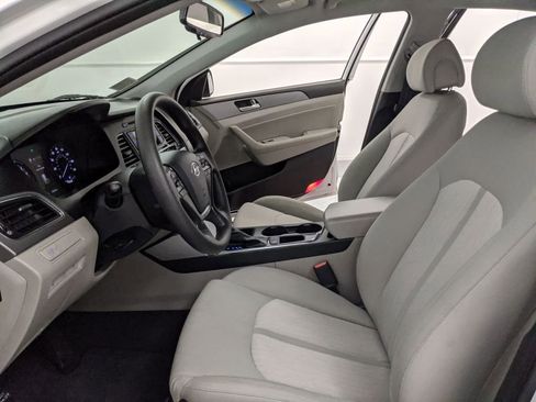Used 2016 Hyundai Sonata SE image 16