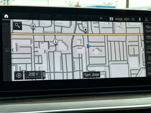 Used 2023 BMW 530e w/ M Sport Package image 18