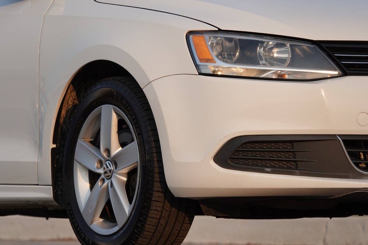 Used 2014 Volkswagen Jetta TDI FWD image 42