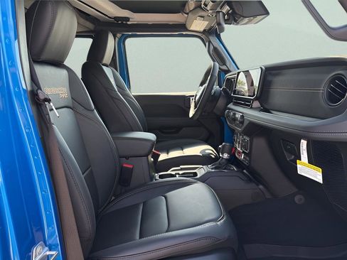 New 2025 Jeep Wrangler Unlimited Rubicon 392 image 33