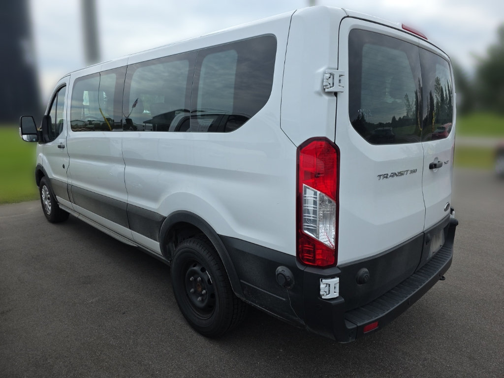 Used 2024 Ford Transit 350 XLT RWD image 6