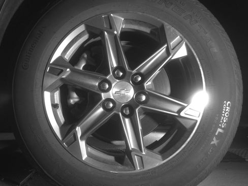 Used 2025 Chevrolet Blazer LT FWD image 12