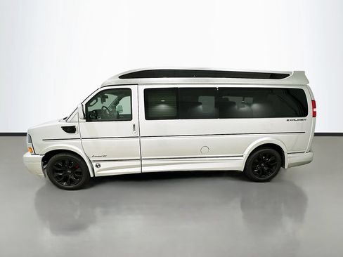 New 2026 GMC Savana 2500 Extended w/ Driver Convenience Package RWD image 4