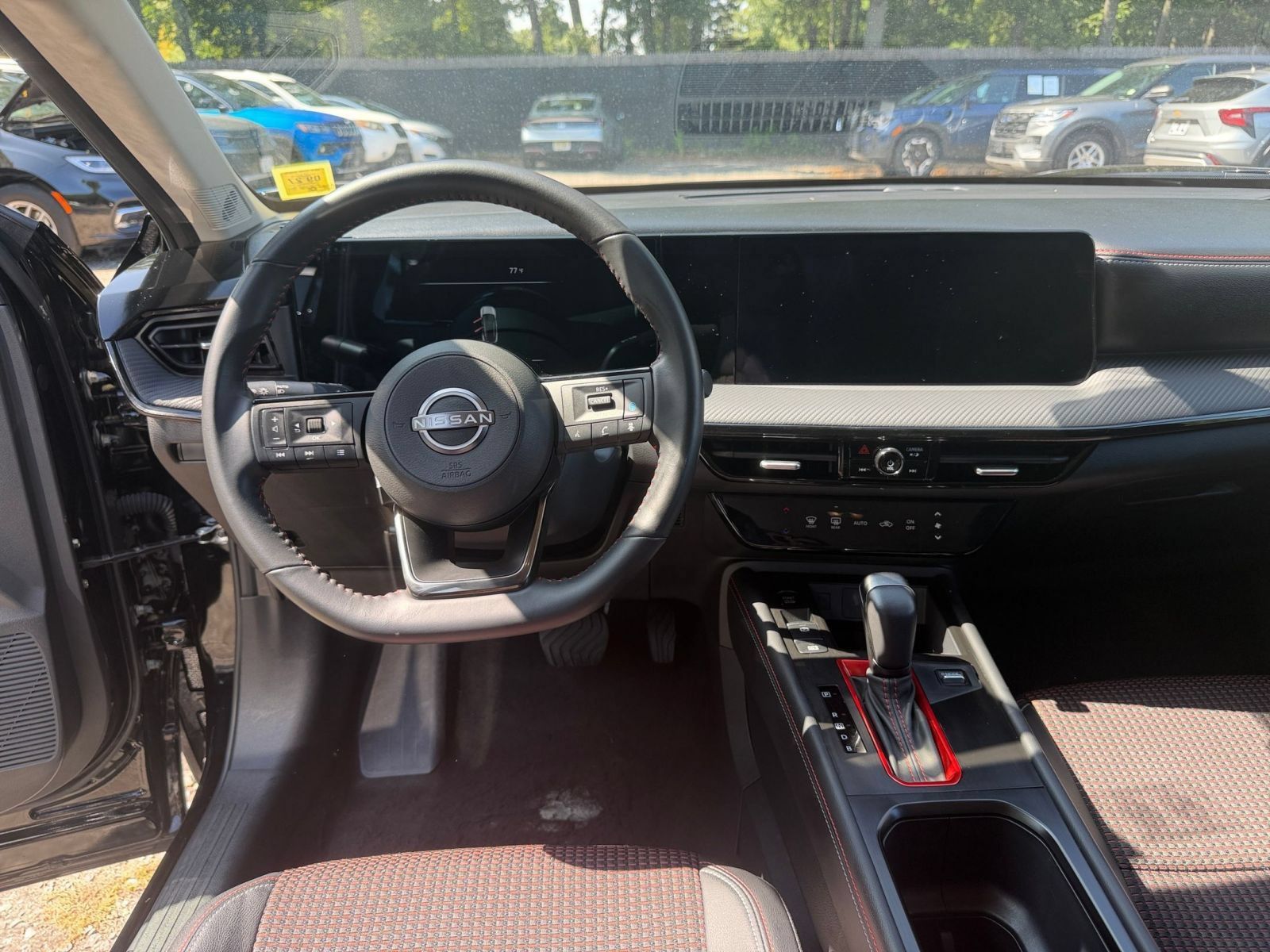 Used 2026 Nissan Kicks SR FWD image 32