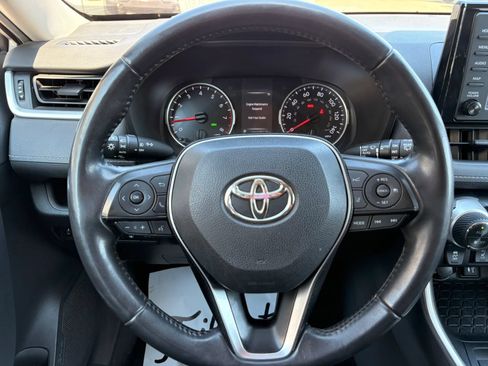 Used 2019 Toyota RAV4 XLE w/ Convenience Package AWD/4WD image 19