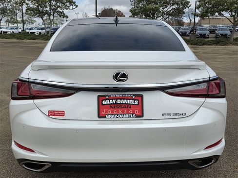Used 2021 Lexus ES 350 w/ Premium Package image 5