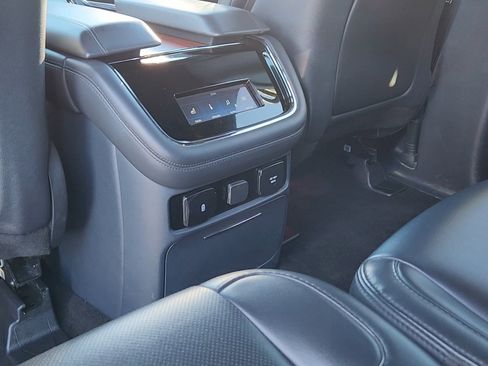 Used 2024 Lincoln Navigator L 4WD image 16