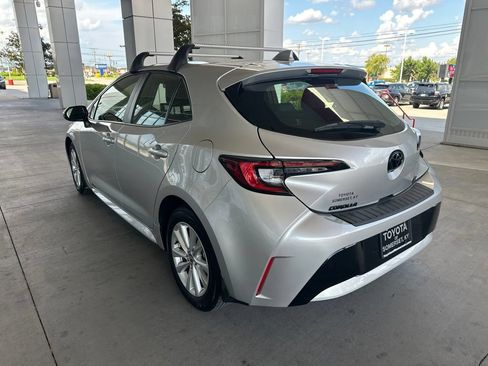 Certified 2023 Toyota Corolla SE w/ SE Premium Package FWD image 6