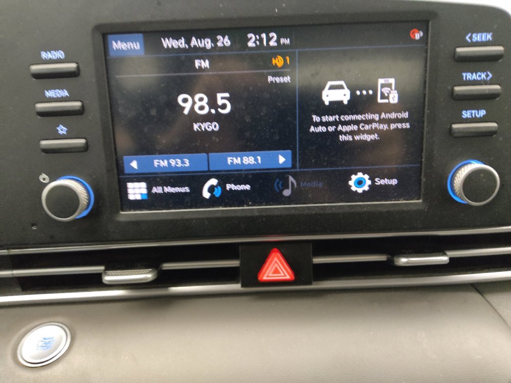 Used 2023 Hyundai Elantra SEL w/ Cargo Package FWD image 25