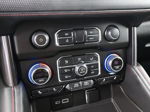 Used 2023 Chevrolet Tahoe RST image 33