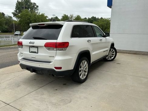 Used 2017 Jeep Grand Cherokee Limited w/ Luxury Group II AWD/4WD image 8