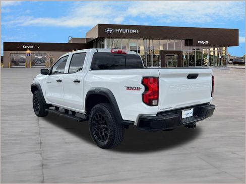 Used 2025 Chevrolet Colorado Trail Boss image 3