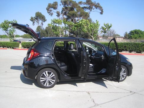 Used 2015 Honda Fit EX-L image 9