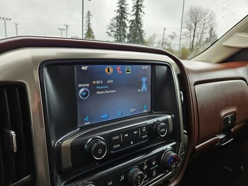 Used 2014 Chevrolet Silverado 1500 High Country w/ High Country Premium Package AWD/4WD image 30