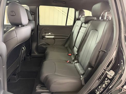 New 2026 Mercedes-Benz GLB 250 4MATIC image 14