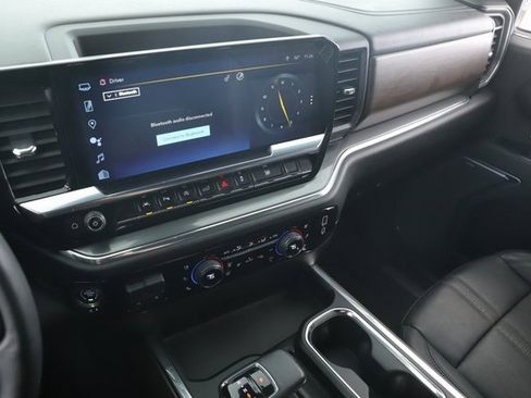 Used 2024 Chevrolet Silverado 1500 High Country w/ High Country Premium Package image 28