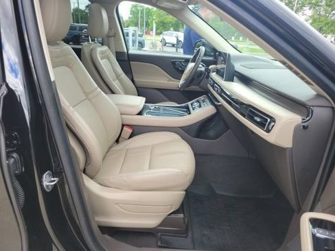 Certified 2024 Lincoln Aviator Reserve w/ Elements Package Plus AWD/4WD image 28